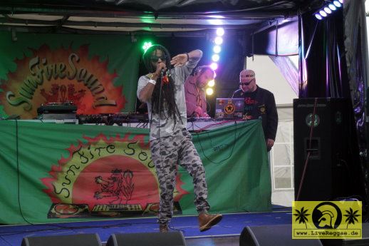 Amlak Redsquare (Jam) by Sun Fire Sound 22. Reggae Jam Festival - Bersenbrueck 30. Juli 2016 (18).JPG